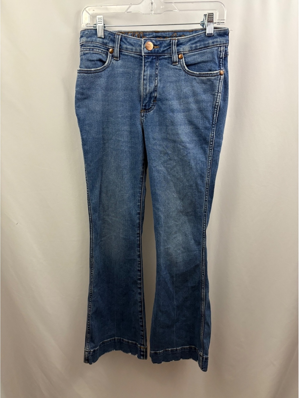 Wrangler Retro Trouser Boot Women's Size 28x32 Blue Medium Wash